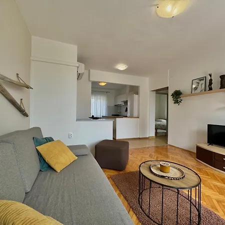 Daire Disente With Sea View