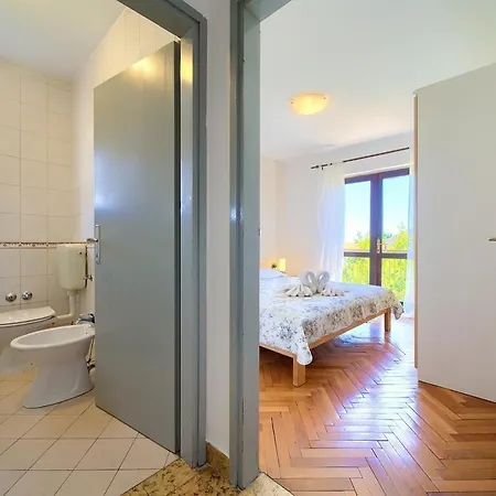 Disente With Sea View Daire *
