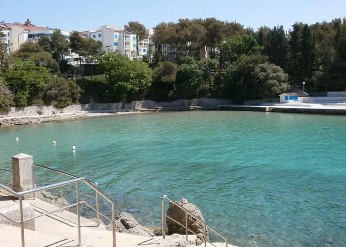 Disente With Sea View Apartman Krk Town