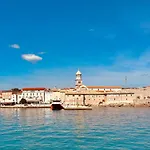 Apartament Disente With Sea View Krk Town