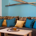 Apartament Disente With Sea View