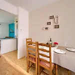 Apartament Disente With Sea View Krk Town